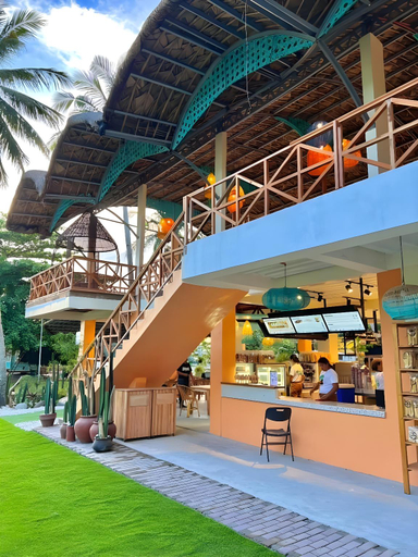 Food & Drinks, Tariza Beach Club, Malapatan