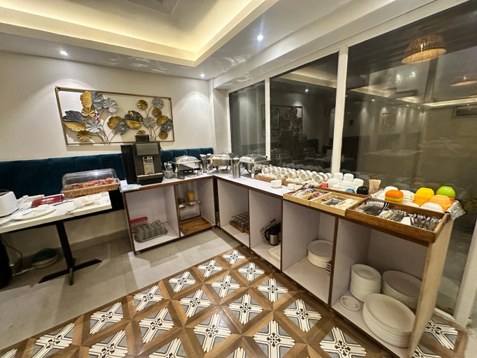 Food & Drinks 4, FabHotel Royal Palm Inn, Faizabad