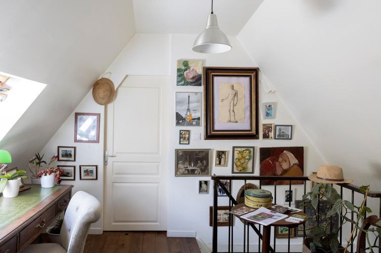 Others 3, Chambre cosy, Oise
