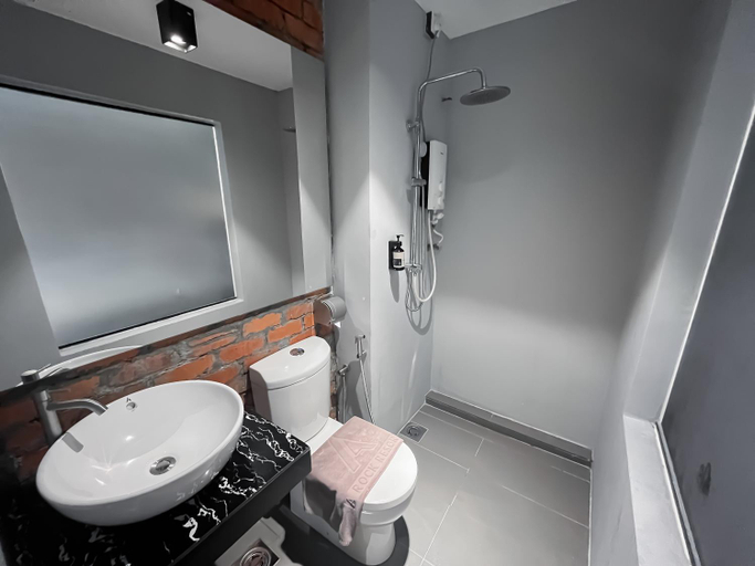 Bathroom 3, A Coral Reefs Resort Langkawi by Manhattan Group, Langkawi
