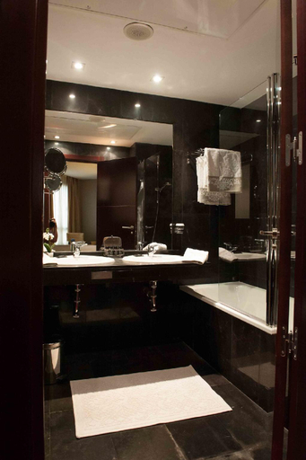 Bathroom 3, SERCOTEL PRINCESA DE EBOLI, Madrid