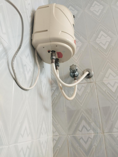 Bathroom 1, Kumarasamy House, Namakkal