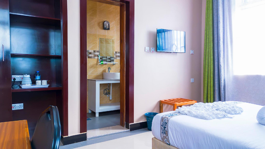 4, Gracious Hotel, Mbozi