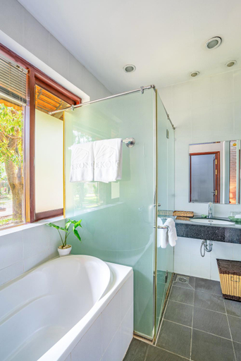 Bathroom 4, Mekong Resort & Reststop, Long Thành