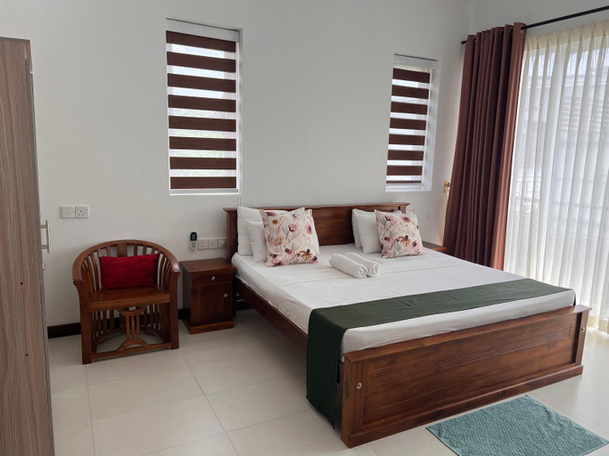 Bedroom 2, Silina Airport Residence, Katana