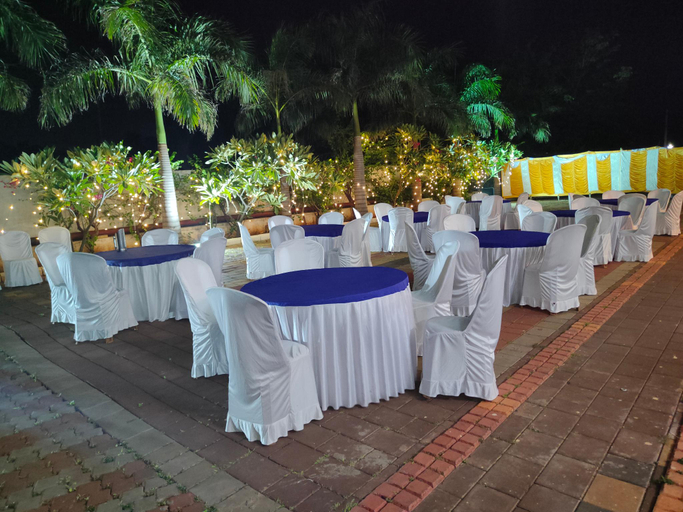 Food & Drinks 3, Hotel Allum, Bellary