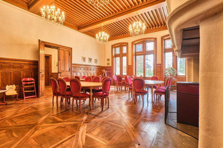 Others 5, Chambres au Chateau Saint-geoire, Isère