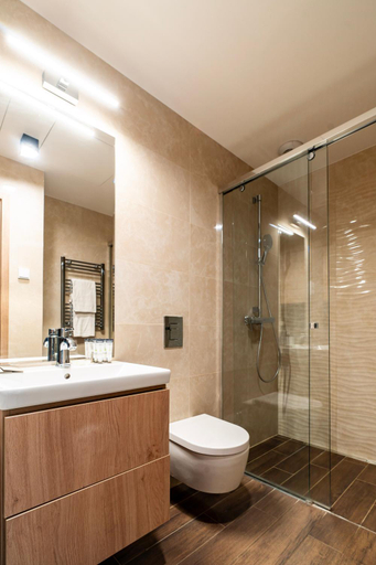 Bathroom 4, Emerald Downtown Luxury Suites by Continental Group, Budapesti