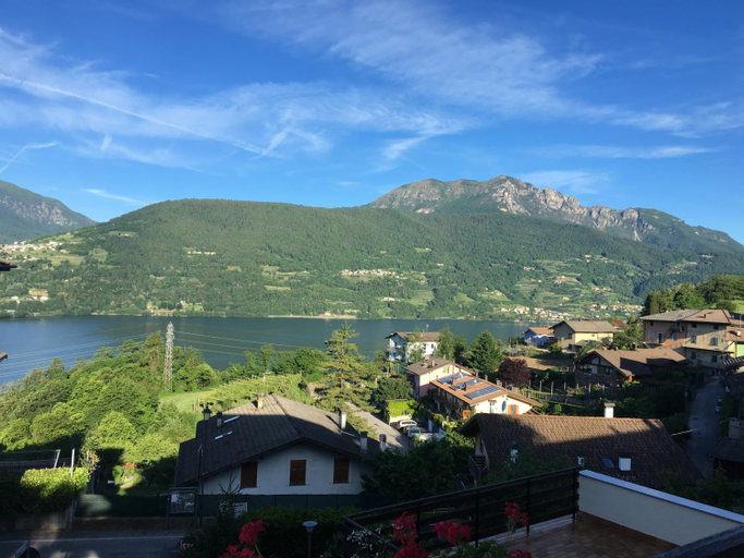 Others 5, Villa Ester, Trento