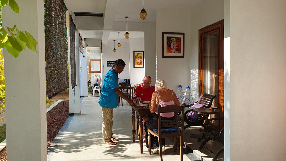 Food & Drinks 3, Coastal Villa Mirissa, Weligama