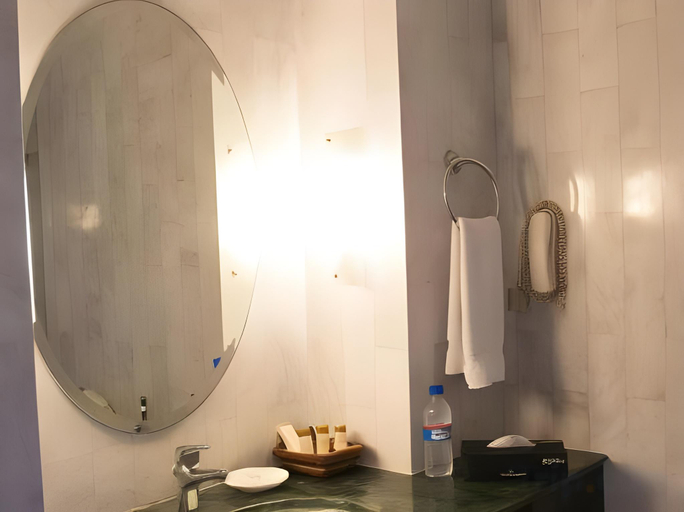 Bathroom 4, Beach Luxury Hotel, Karachi