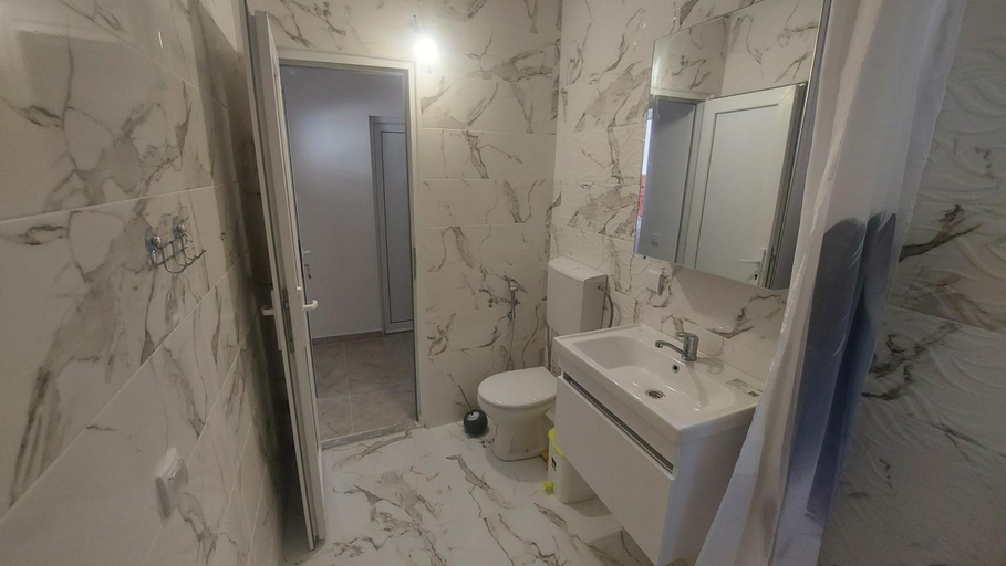 Bathroom 2, Villa Tesoro