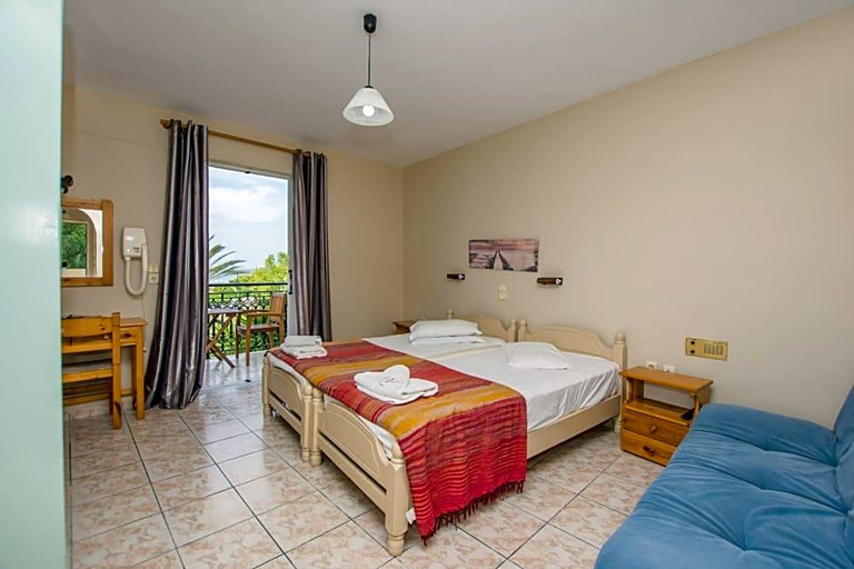Bedroom 3, Iniohos Hotel (ex Apollo), Ionian Islands
