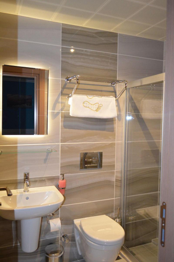 Bathroom 5, Kayi Otel, Fethiye