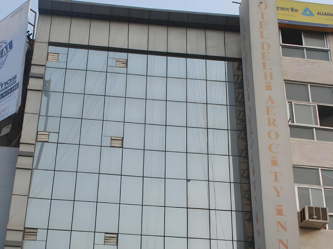 Exterior & Views, Hotel Aerocity Inn, Delhi
