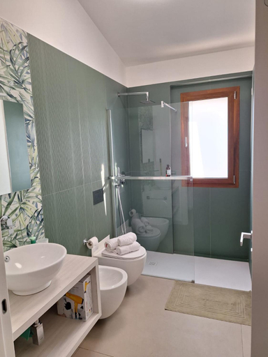Bathroom 4, La Marina Pool Villa, Palermo