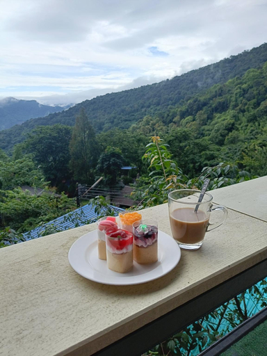 Food & Drinks 5, Baan Keng Doi, Wieng Kaen