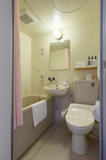 Bathroom 4, Wan Wan Paradise Toba , Toba