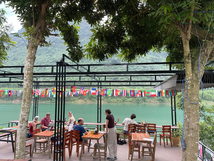 Food & Drinks 4, Little Rock Homestay, Bố Trạch