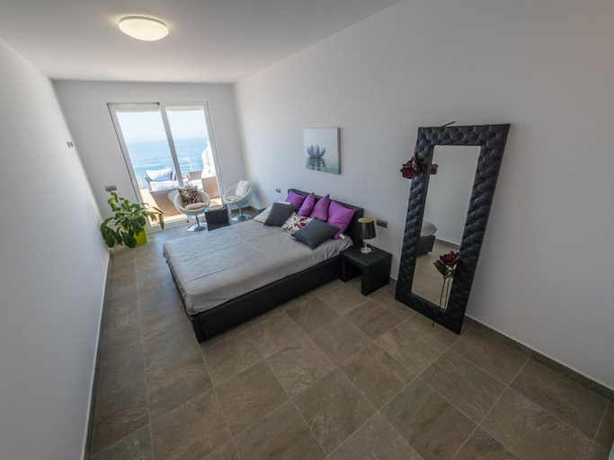 Bedroom, Turo Villa 2, Girona