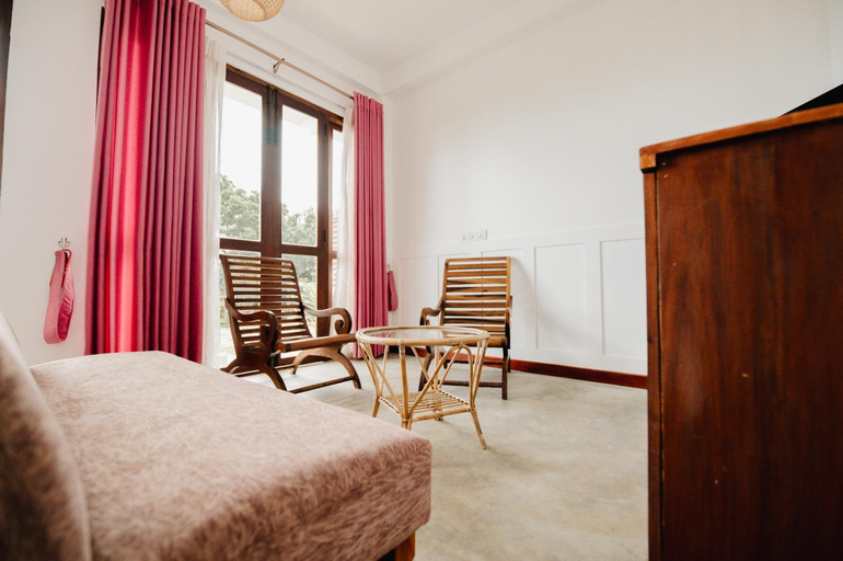 Bedroom 2, O'Neill's Cottage, Hildummulla