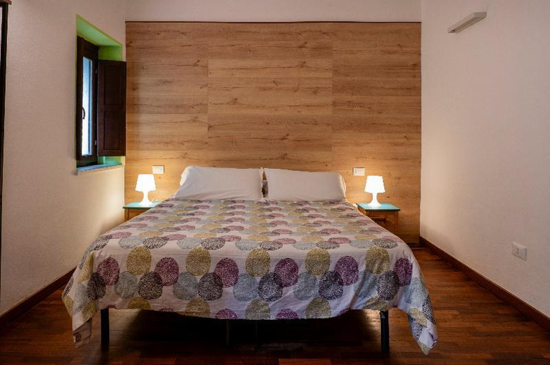 Bedroom 4, Rifugio Giuliano Marini, Palermo