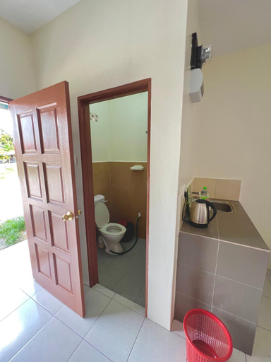 Others 5, Roomstay Ehsan, Pekan