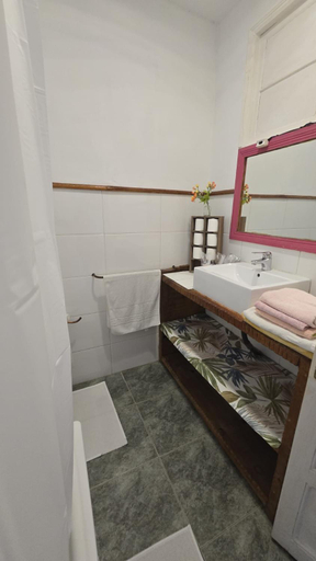 Bathroom 2, Apartamentos Rurales Corias, Asturias