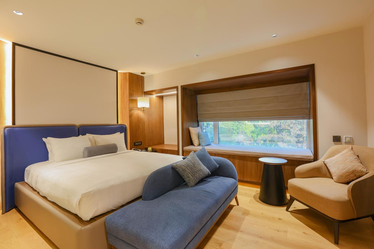 Bedroom 3, Pride Premier Pune, Pune