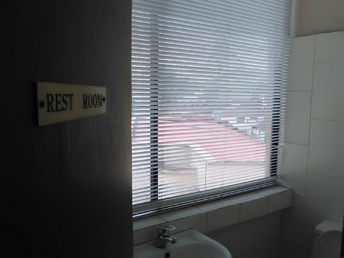 Bathroom 3, Continental Suites & Cinemas, Abeokuta South