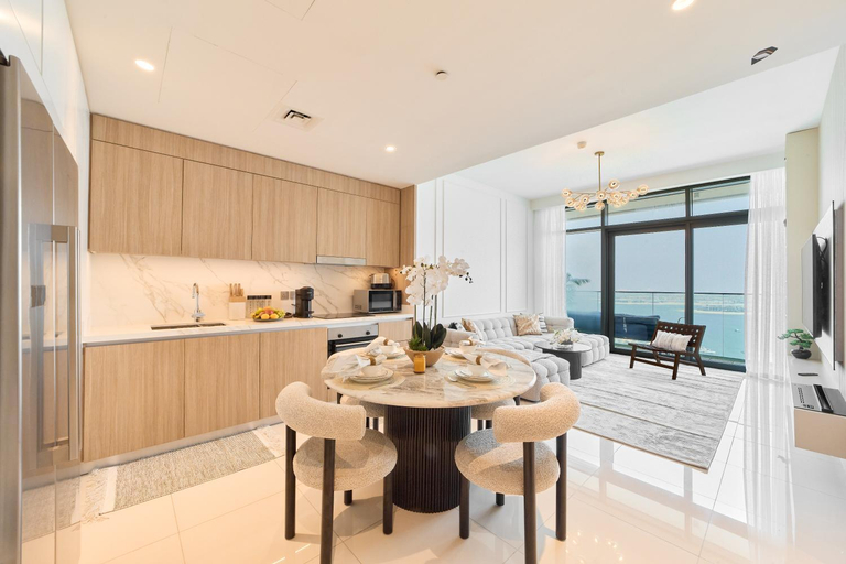 Others 5, HomesGetaway - Luxury 2BR Apartment in Beach Vista, Dubai