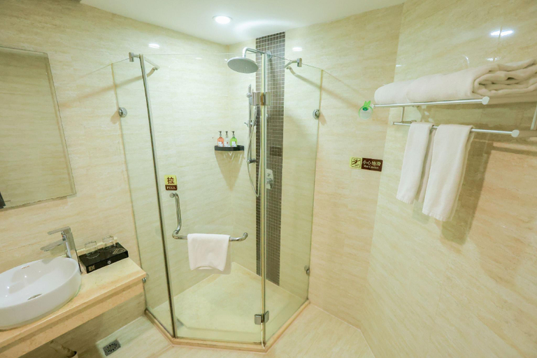 Bathroom 3, Borrman Hotel Guilin Elephant Hill Park Li Lake, Guilin