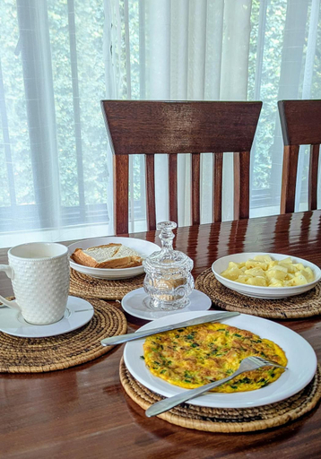 Food & Drinks 4, Impano Guest House, Kicukiro
