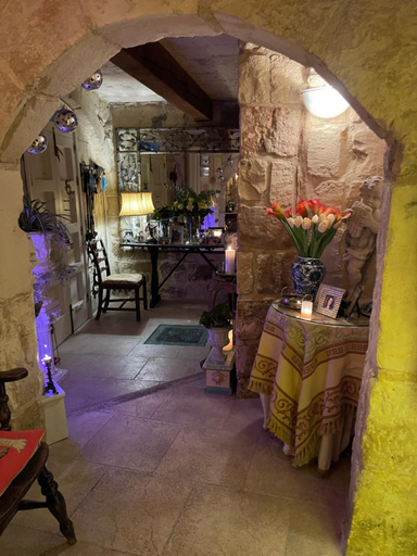 Food & Drinks, No 7 Casa Nannakola