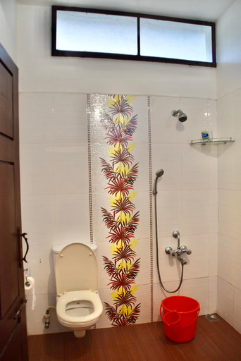 Bathroom 4, Marari Beach Villas, Alappuzha