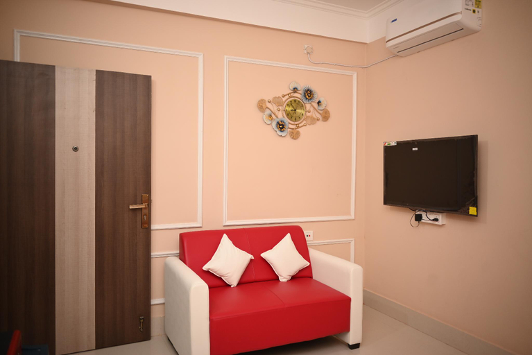 Public Area, The Travellers Club, Kamrup Metropolitan