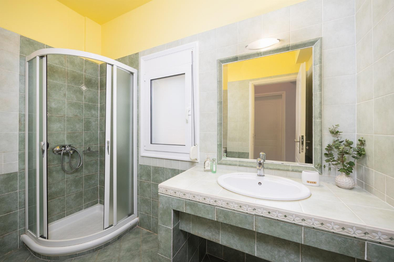 Facilities 5, Villa Daphni, Crete