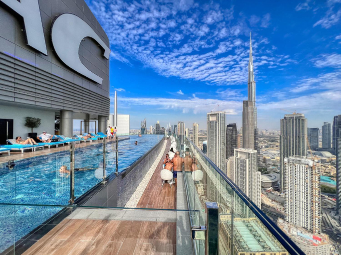 Sport & Beauty 2, Luxury 2 Bedroom Burj Khalifa View in Paramount, Dubai