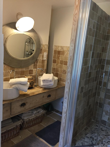 Bathroom, Lilas-rose, Lot