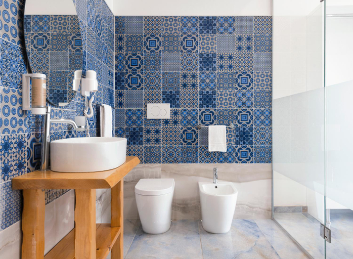 Bathroom 5, Jonium Hotel, Taranto