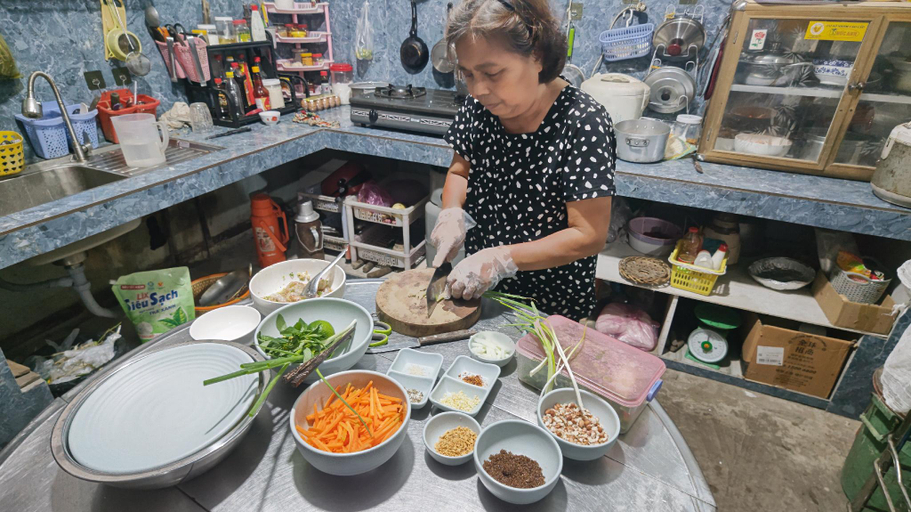 Food & Drinks 2, Coco Happy Farm, Giồng Trôm