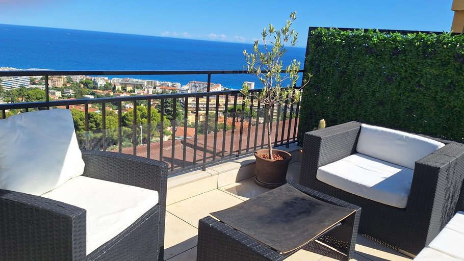 Others 5, Abbaye de Roseland le Lara chambre double avec roof top vue mer, Alpes-Maritimes