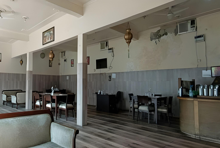 Food & Drinks 3, Hotel pragati and restaurant , Udham Singh Nagar