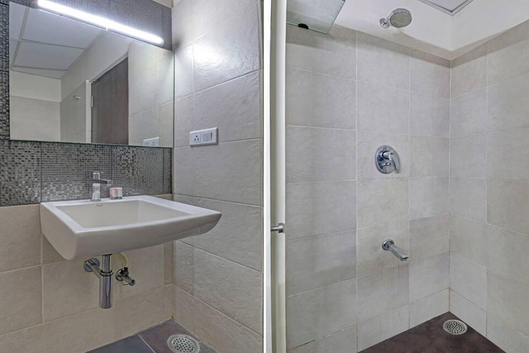 Bathroom 4, Treebo Astor HSR Layout, Bangalore
