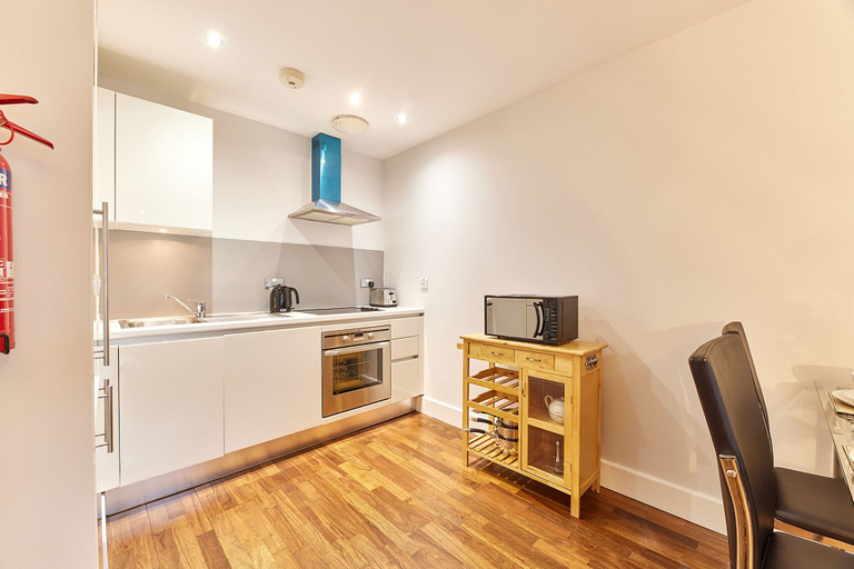 Room 2, Elm in Newcastle Upon Tyne, Newcastle upon Tyne