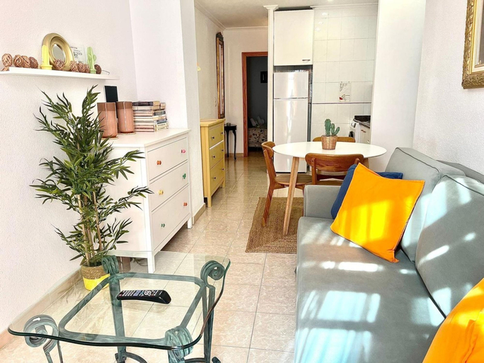 Room 3, C Ntrico y Acogedor Ideal Para Explorar la Ciudad, Alicante