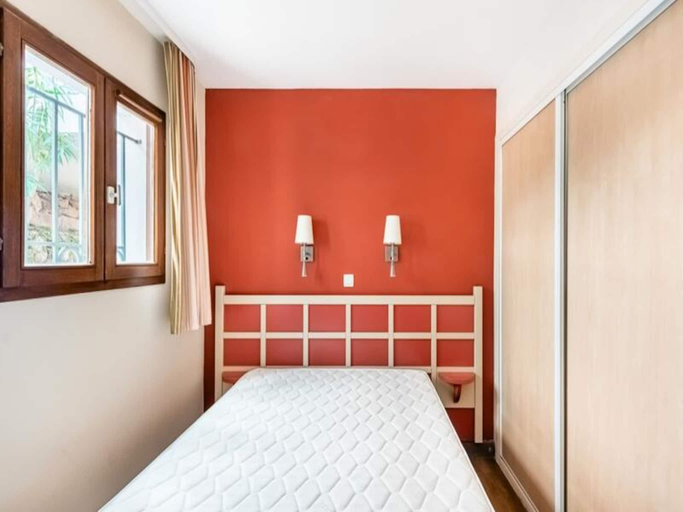 Bedroom 2, Villa in Cannes with Infinity Pool Sea Views, Alpes-Maritimes
