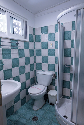 Bathroom 3, Venus Beach, Central Greece