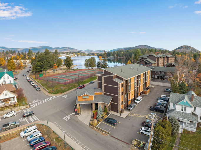 Exterior & Views 2, Lake Placid Inn Boutique Hotel, Essex