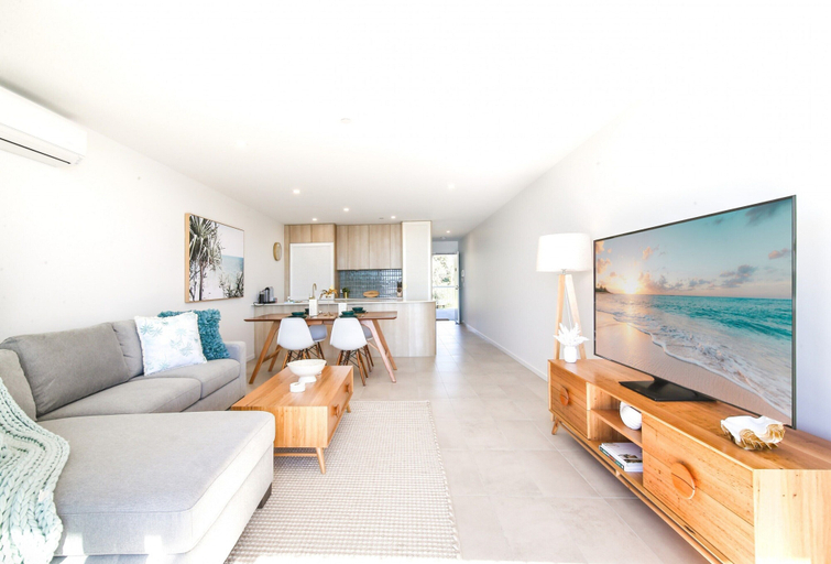 Living room 4, Exquisite 1-Bed Apartment with Bay Views, Eurobodalla